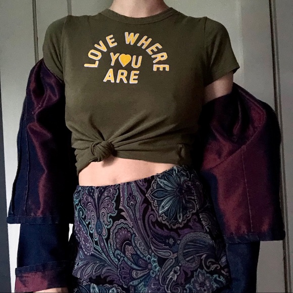 Love Where You Are Graphic Tee - Picture 4 of 4